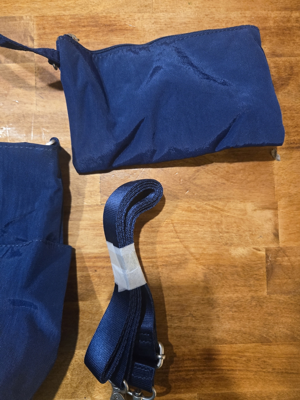 Baggallini Navy Everyday Tote with Crossbody Strap - Picture 5 of 10